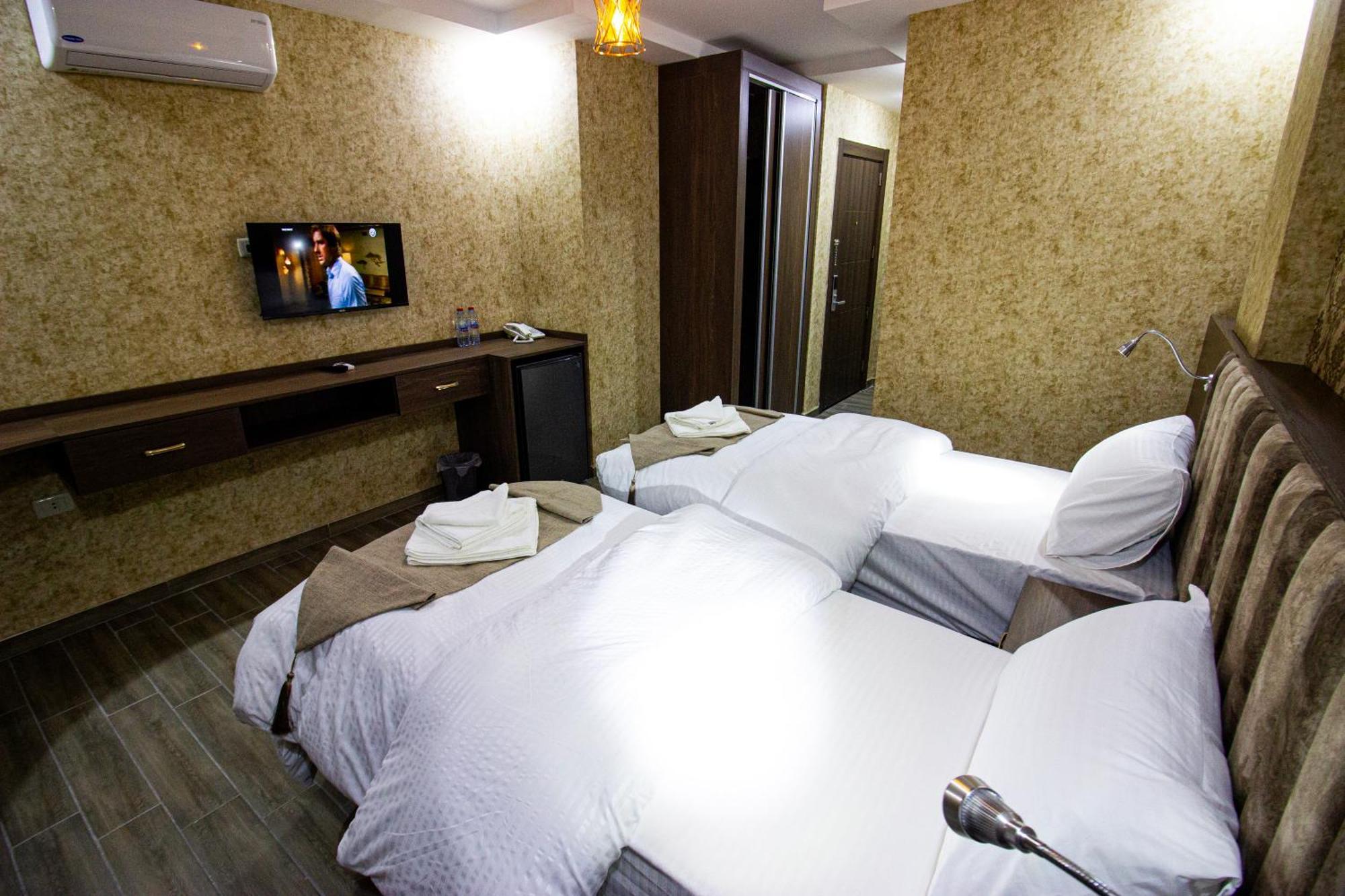Beirut Hotel 2 New アンマン エクステリア 写真
