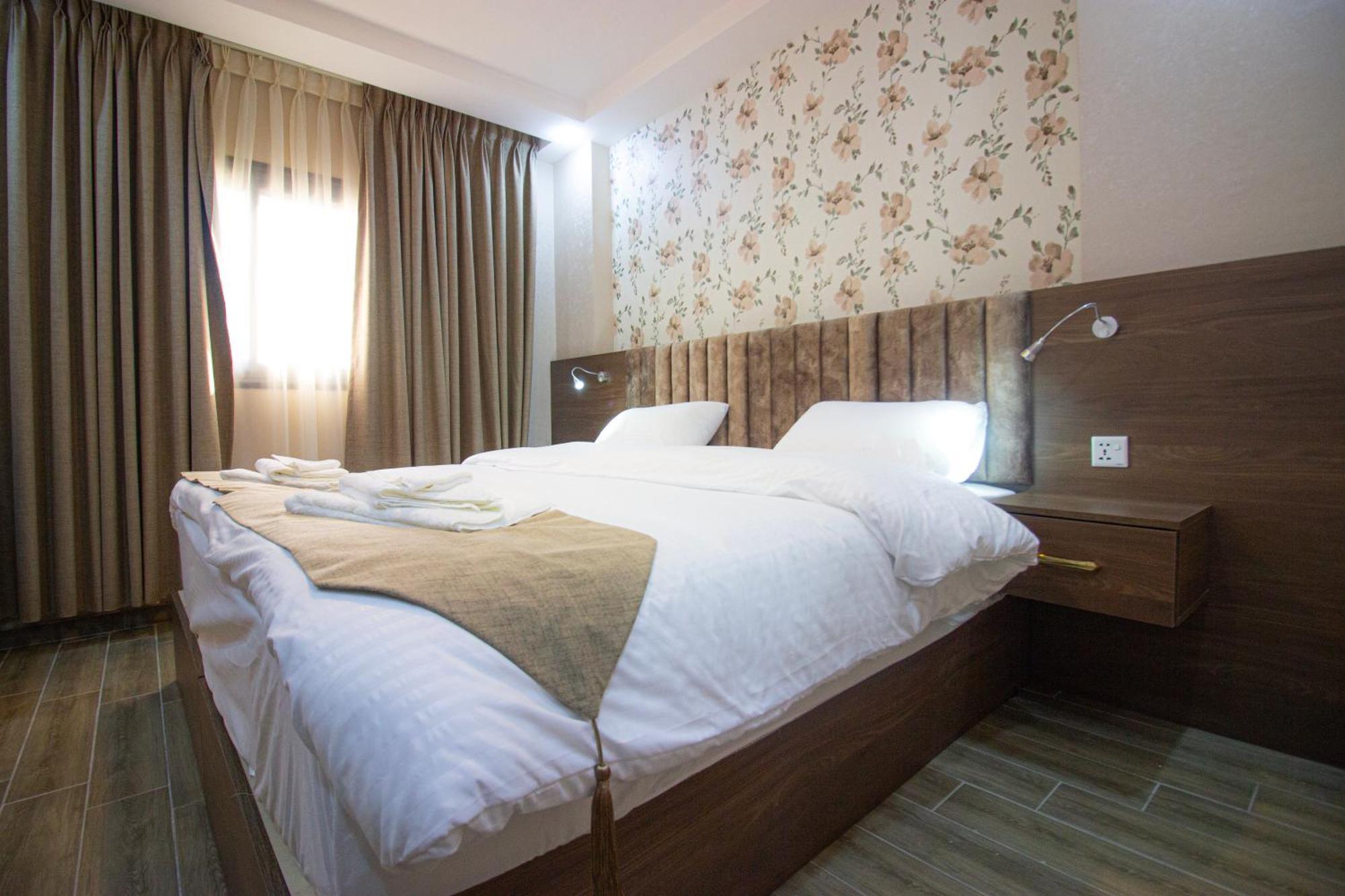 Beirut Hotel 2 New アンマン エクステリア 写真